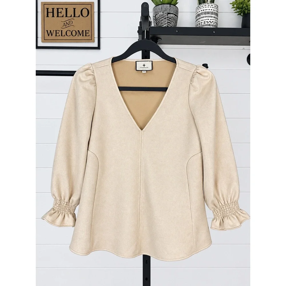 Tuckernuck Bone Faux Suede Puff Sleeve Vneck Blouse (MSRP: $128) XS